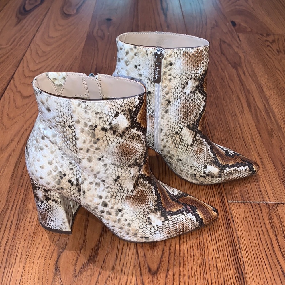 Charles David Brown snake skin booties size 6.5